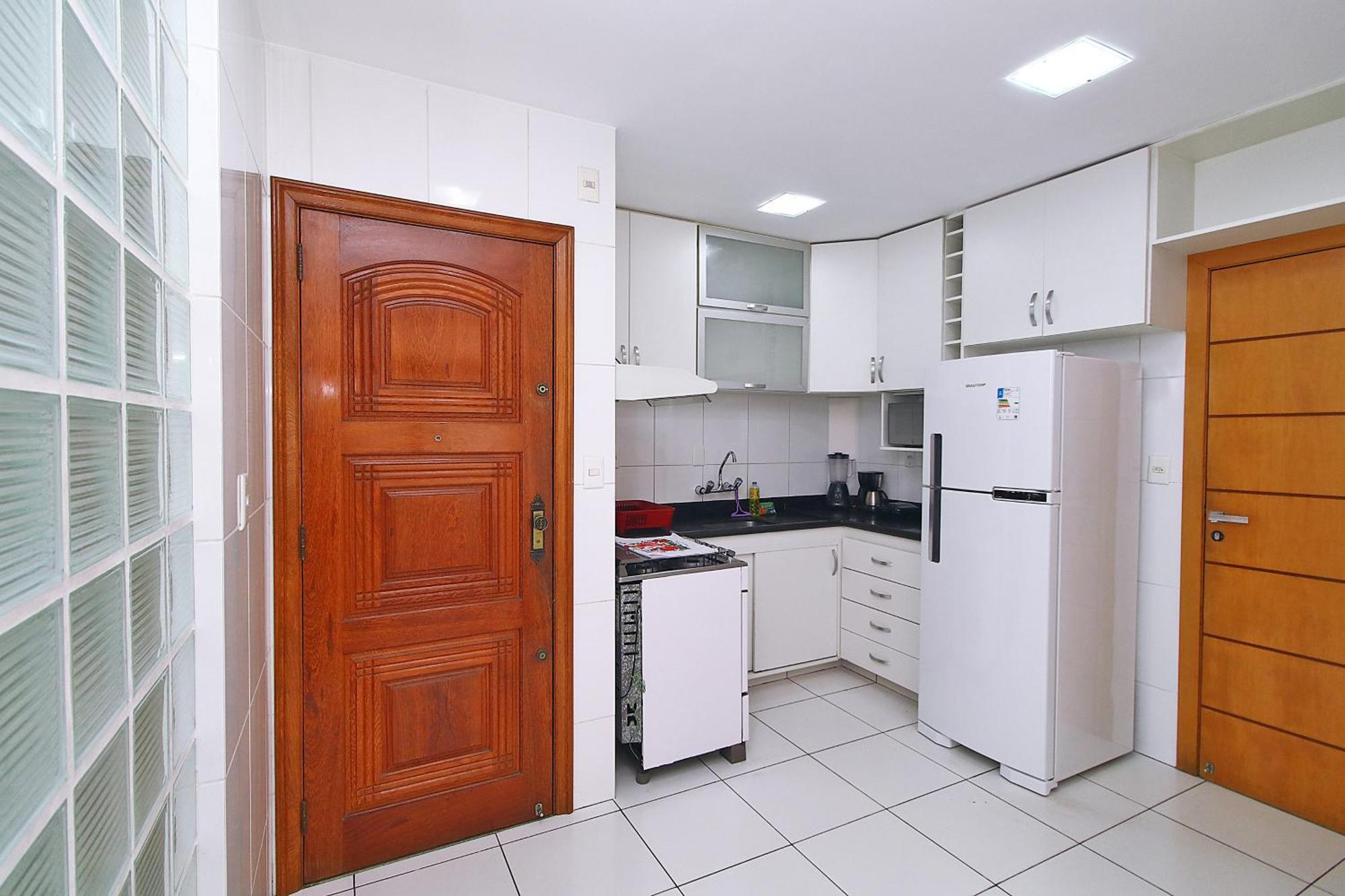 Apartment 3 Quartos, 2 Minutos Andando Ate A T011 *